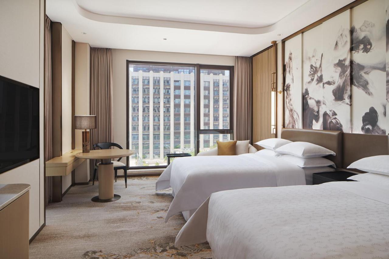 Sheraton Yunfu Xinxing Hotel Екстериор снимка