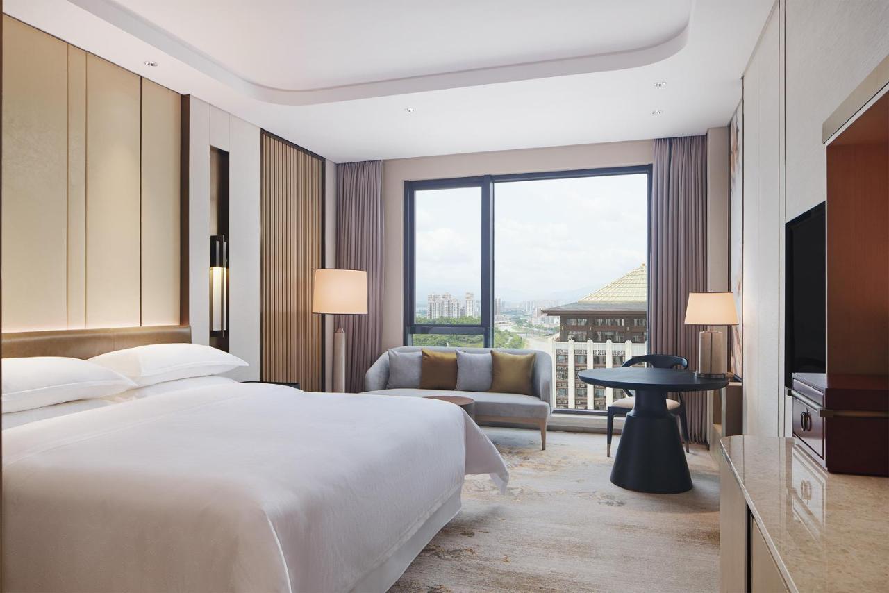 Sheraton Yunfu Xinxing Hotel Екстериор снимка
