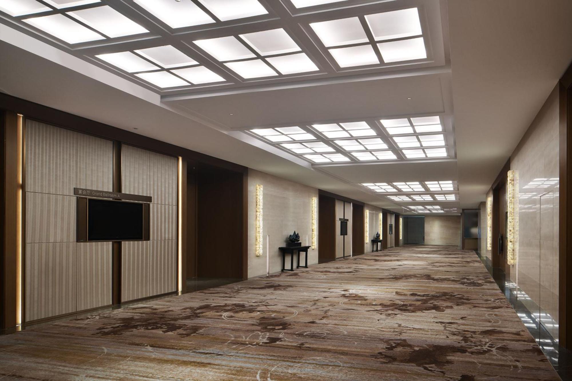 Sheraton Yunfu Xinxing Hotel Екстериор снимка