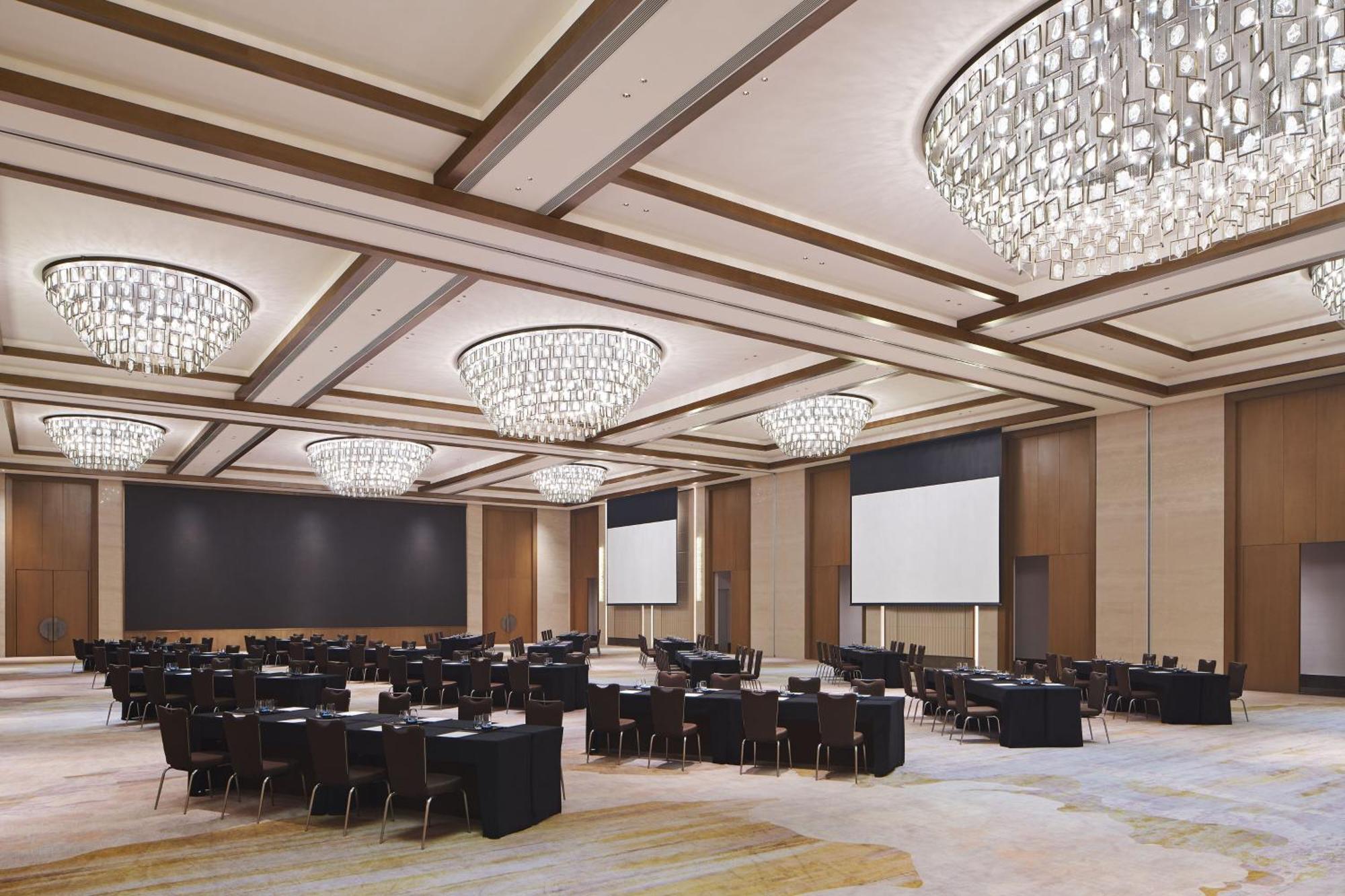 Sheraton Yunfu Xinxing Hotel Екстериор снимка