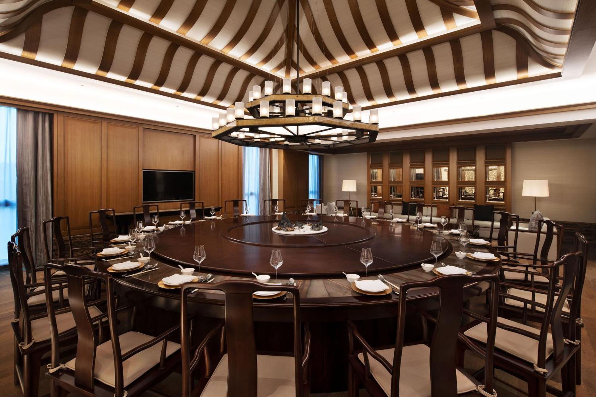 Sheraton Yunfu Xinxing Hotel Екстериор снимка