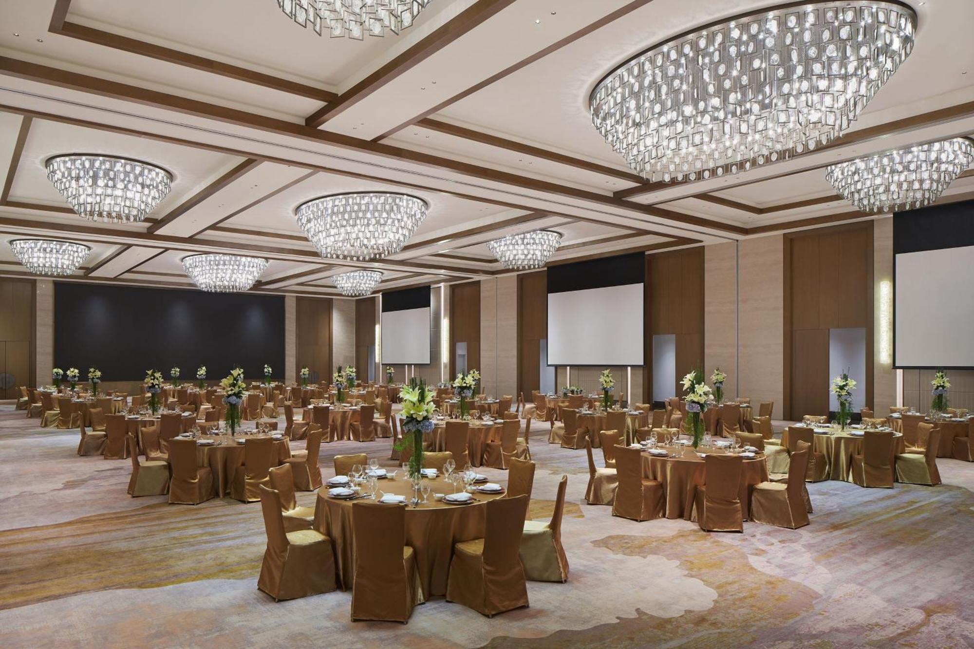 Sheraton Yunfu Xinxing Hotel Екстериор снимка