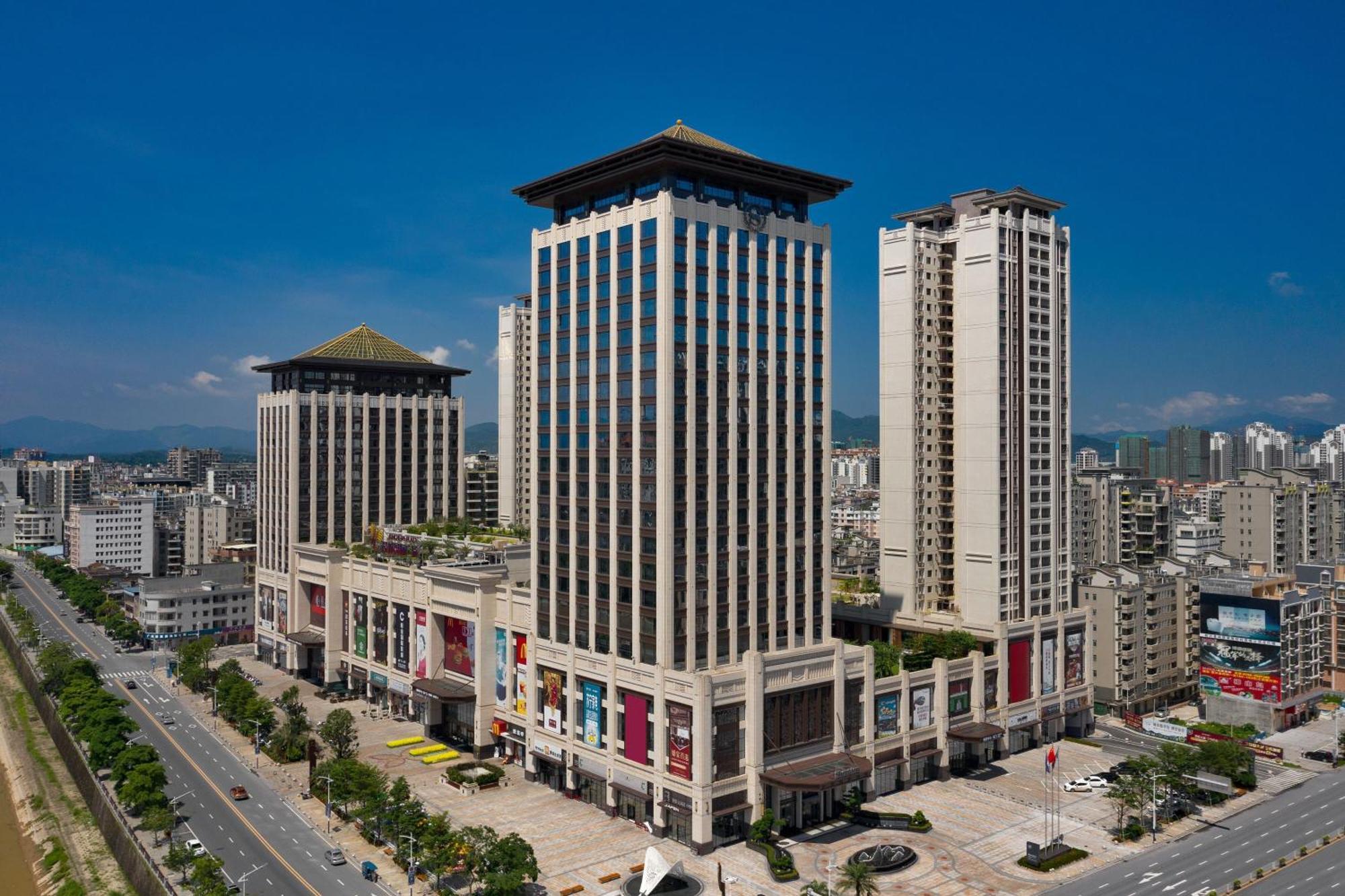 Sheraton Yunfu Xinxing Hotel Екстериор снимка